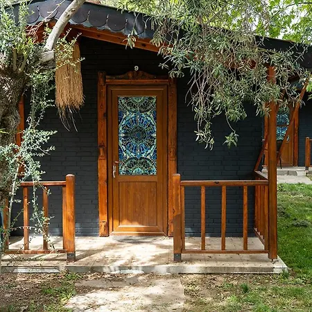 Kervan Tatil Koeyue * Edremit (Balikesir)