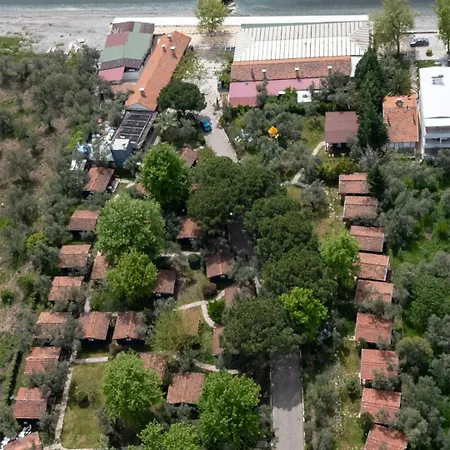 Kervan Tatil Koeyue * Edremit (Balikesir)